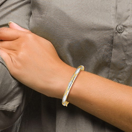 14k 3/16 with White Rhodium Criss-Cross Children's Hinged Bangle