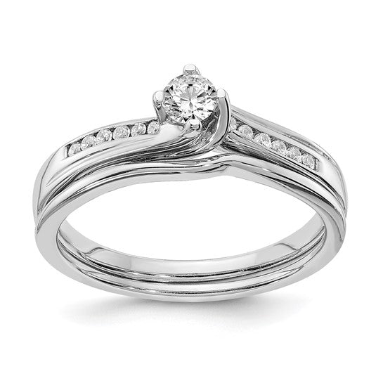 10k White Gold Diamond Engagement Ring