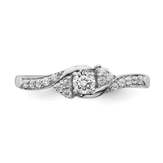 10k White Gold Diamond Engagement Ring
