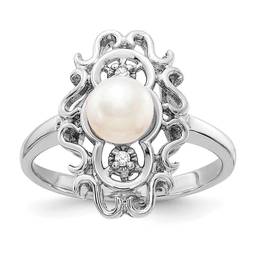 14k White Gold 5.5mm FW Cultured Pearl A Diamond ring