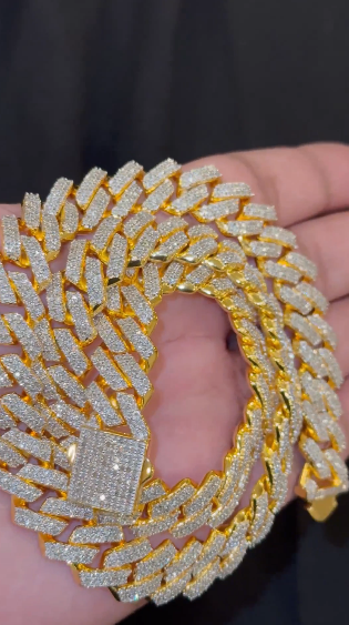 5.75 CARAT NATURAL DIAMONDS STERLING SILVER GOLD PLATED 22 INCHES 183.03 GRAMS 14 MM CUBAN LINK FANUC CHAIN NECKLACE
