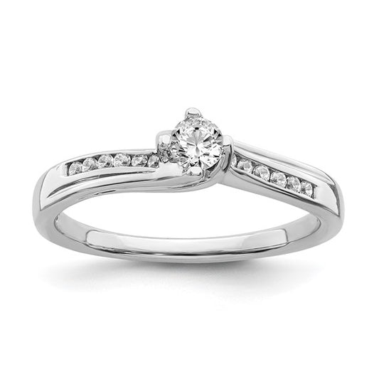 10k White Gold Diamond Engagement Ring