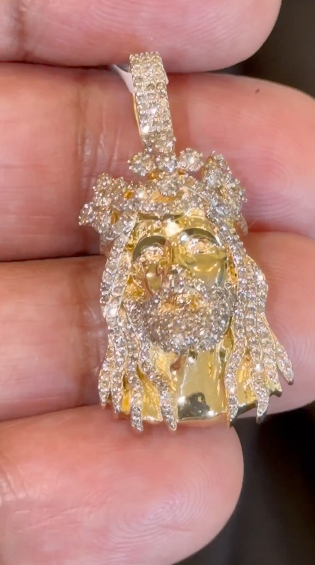 10K YELLOW GOLD 1.25 CARAT NATURAL DIAMONDS 1.40 INCHES JESUS HEAD PENDANT CHARM