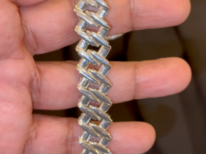 4 CARAT NATURAL DIAMONDS STERLING SILVER 81.91 GRAMS 8.50 INCHES 15 MM FANOOK CUBAN LINK BRACELET