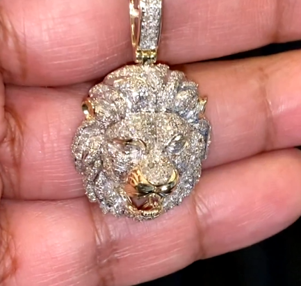 10K YELLOW GOLD 1.35 CARAT REAL DIAMOND 1.50 INCHES LION HEAD PENDANT CHARM