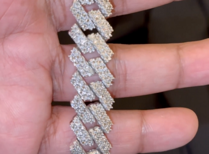 4 CARAT NATURAL DIAMONDS STERLING SILVER 81.91 GRAMS 8.50 INCHES 15 MM FANOOK CUBAN LINK BRACELET