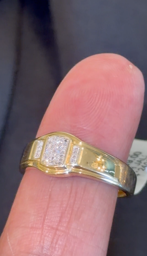 10K YELLOW GOLD .10 CARAT NATURAL DIAMOND MEN RING BAND