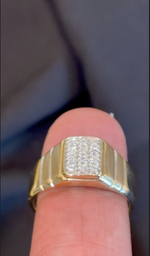 10K YELLOW GOLD .15 CARAT NATURAL DIAMOND MEN RING