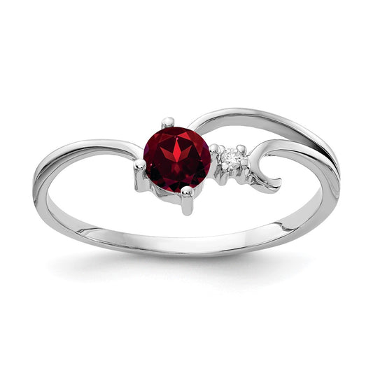 14k White Gold 4mm Garnet A Diamond ring