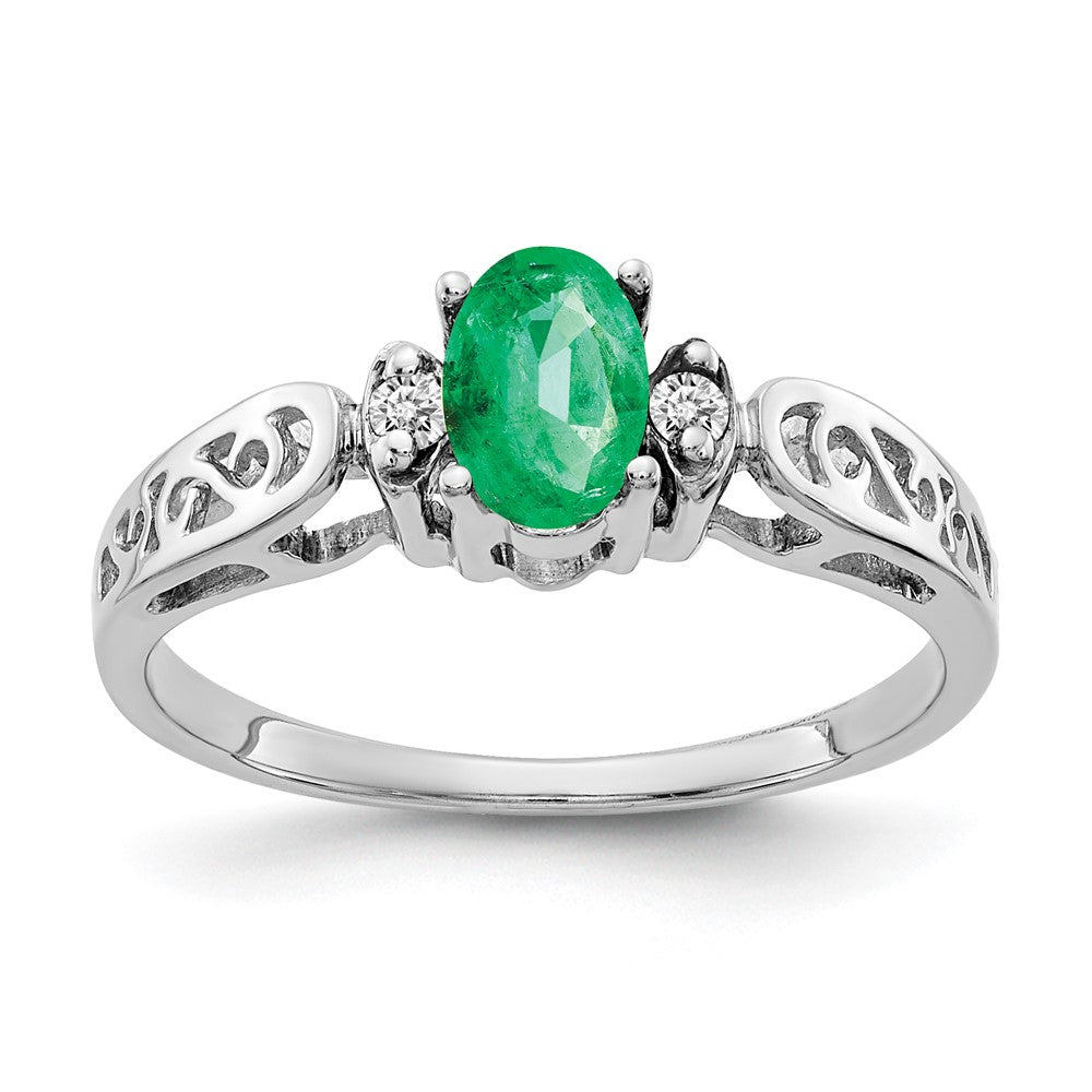 14k White Gold 6x4mm Oval Emerald VS Diamond ring