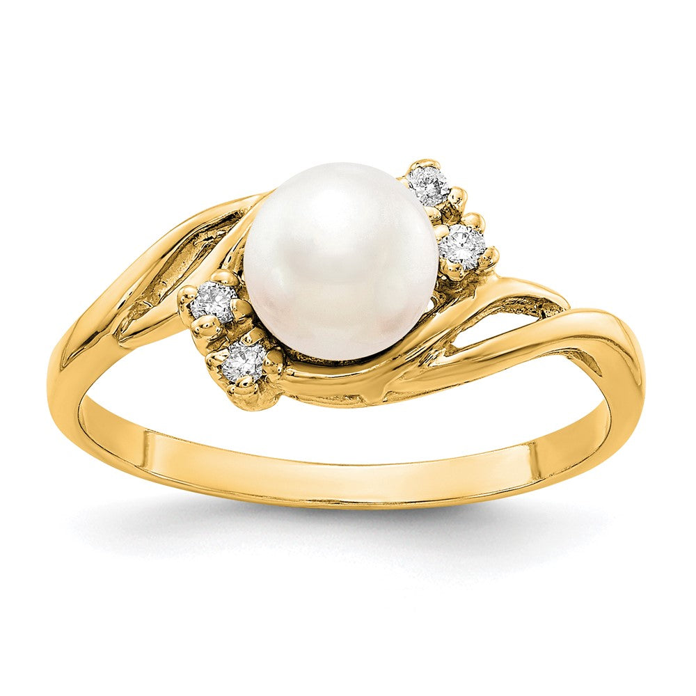 14k Gold 6mm FW Cultured Pearl AAA Diamond ring