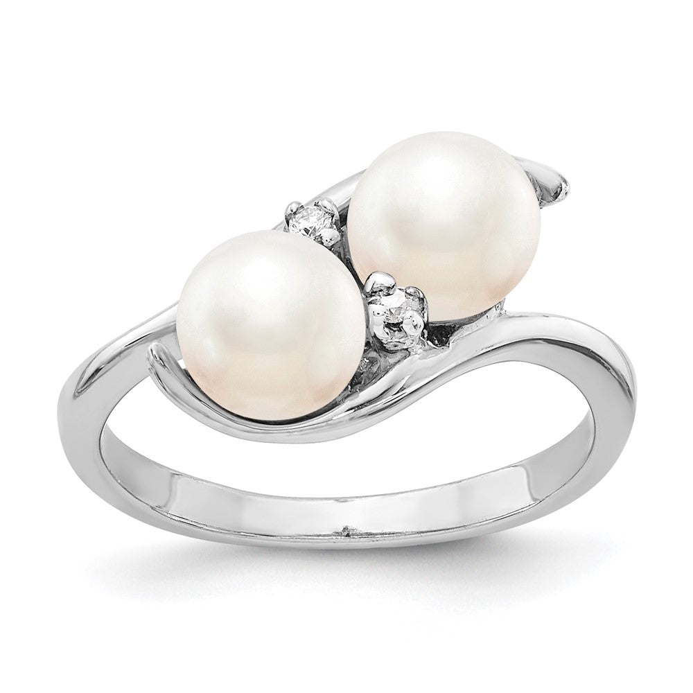 14k White Gold 6mm Black FW Cultured Pearl AA Diamond ring