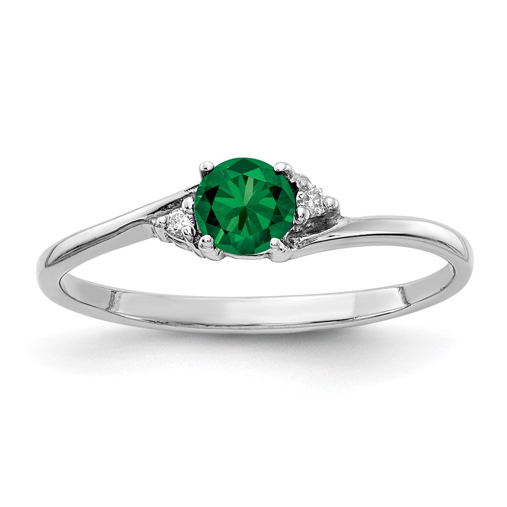 14k White Gold 4mm Mount St. Helens VS Diamond ring