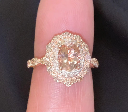 10K ROSE GOLD 2.25 CARAT DIAMOND & MORGANITE RING